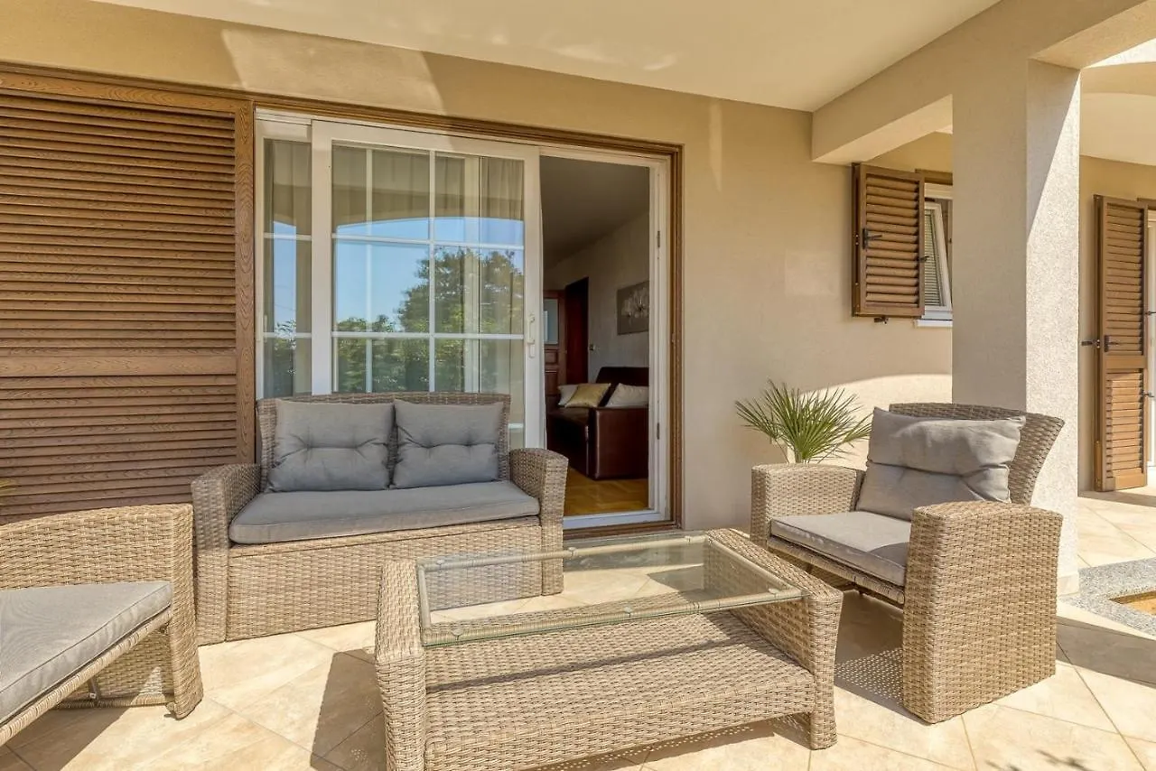 Apartment Oliva Radmani Poreč