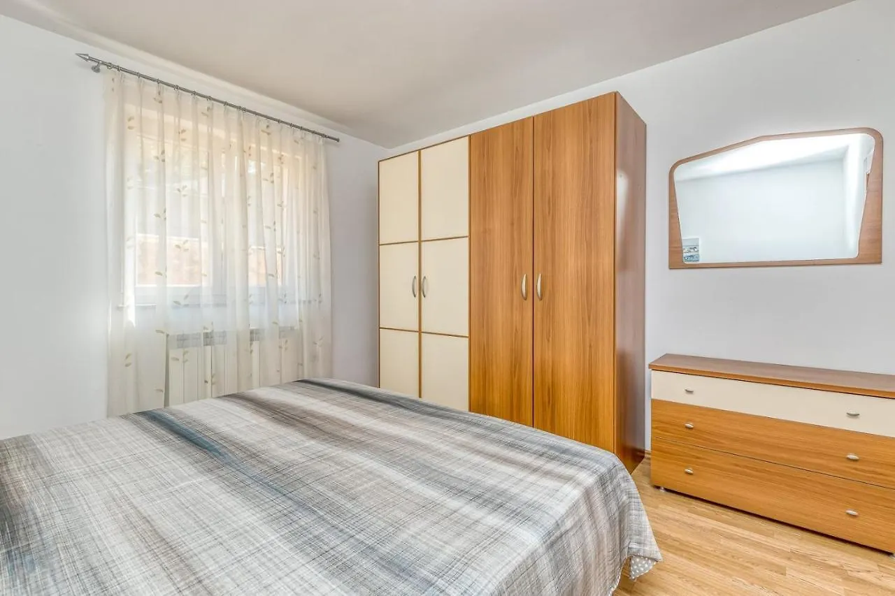 Apartment Oliva Radmani Poreč