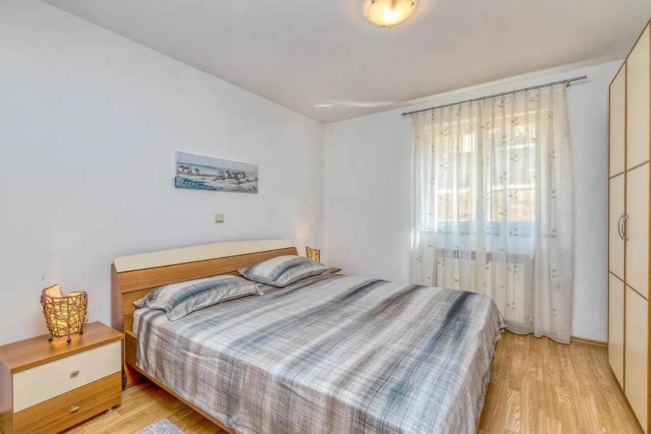 Apartment Oliva Radmani Poreč