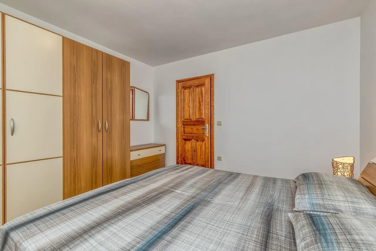 Apartment Oliva Radmani Poreč